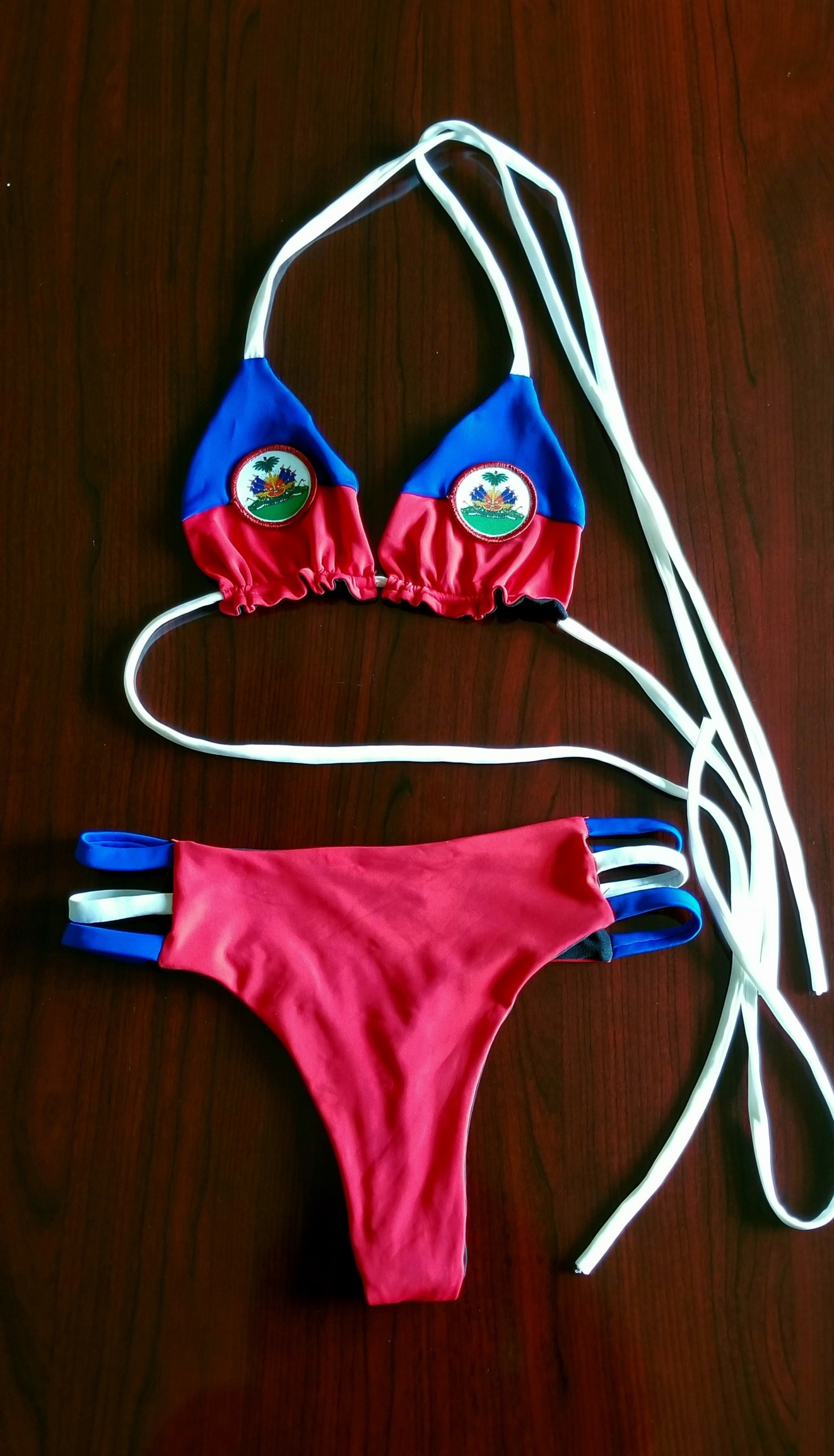 A picture of a Haitian bikini